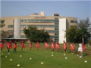 Bóng đá anh, ngoại hạng anh, lịch thi đấu euro 2012, Nhật ký ĐTVN: Tạm gác nỗi lo mặt sân
